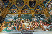 Mantova, Palazzo Te - Camera di Amore e Psiche, parete Sud: il banchetto degli dei.